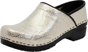 BJORK Swedish Comfort Women's Professional Leather Clogs