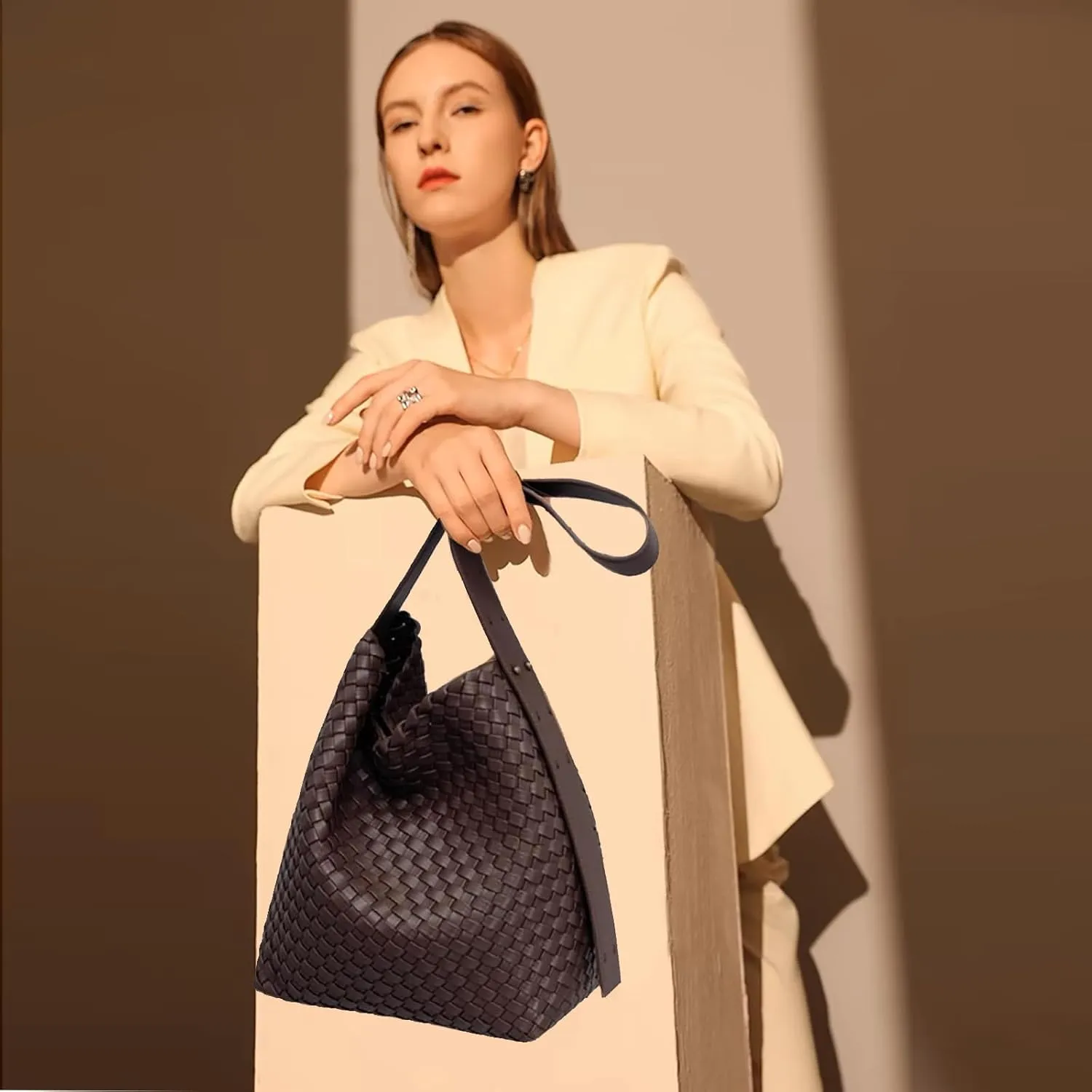 Fashion Woven Tote Bag for Women, Female Hobo Bag, Beach Handbag Purse, Travel Shoulder Bag with Adjustable Strap