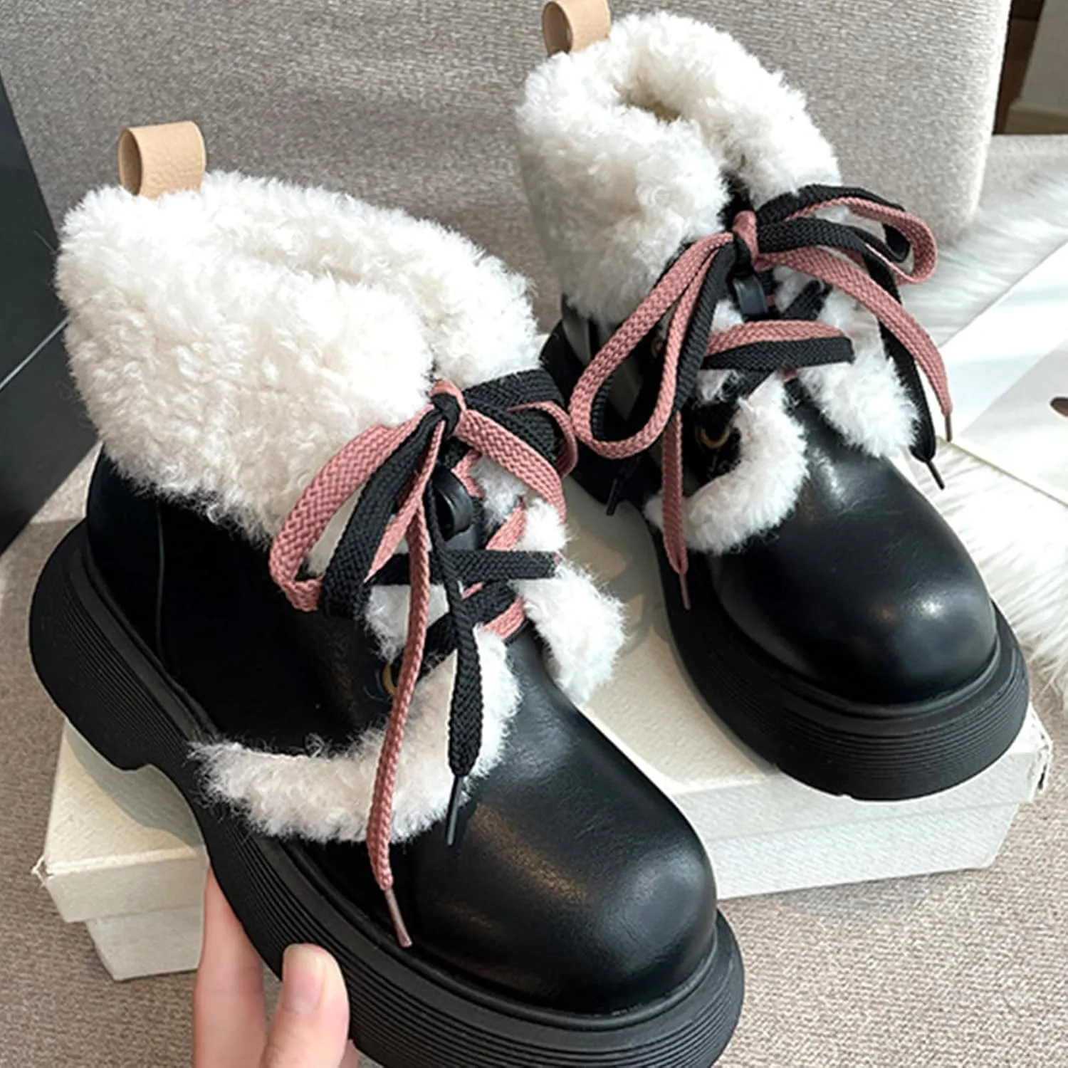 Front Lace-Up Raw Edge Plush Snow Boots, Short Plush Lining Warm Short Boots Leather Stitching Casual Boots Waterproof and Non-Slip Winter Boots