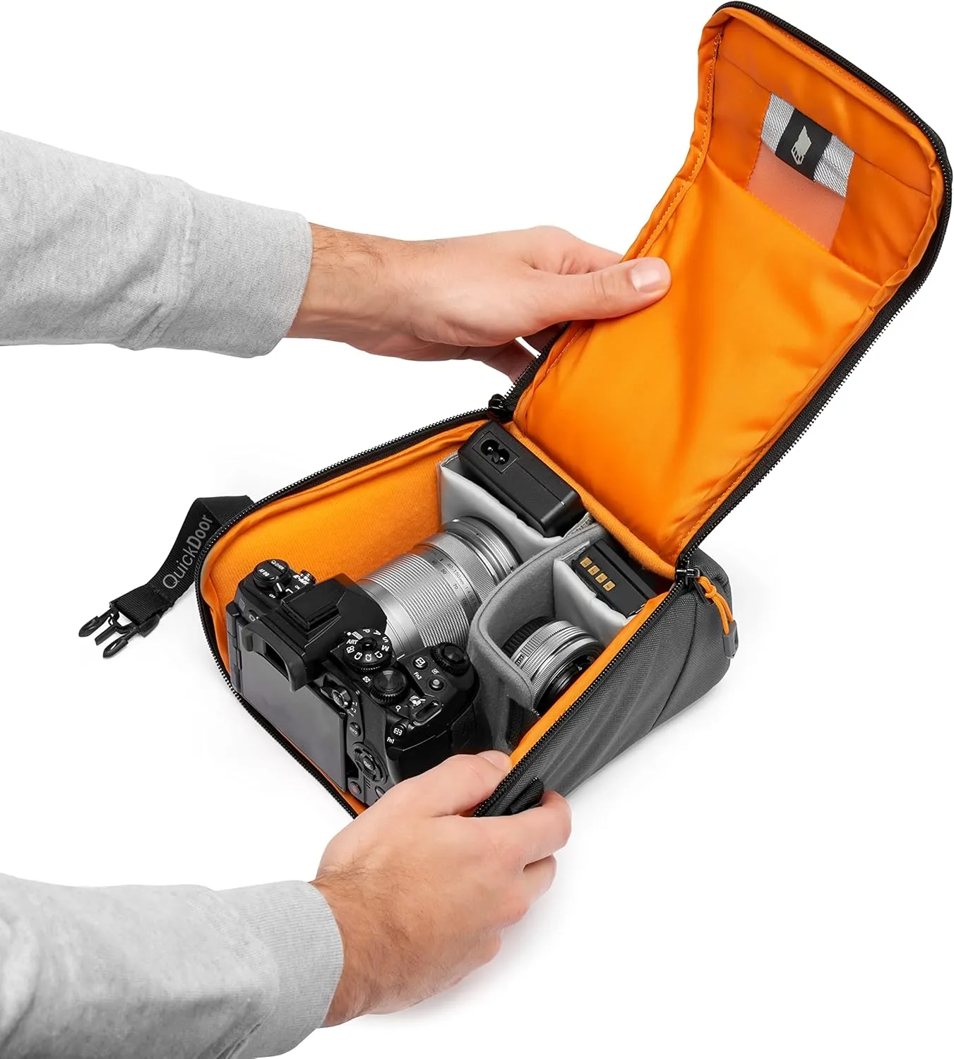 Kameratasche Lowepro GearUp Creator Box für spiegellose Oder DSLR-Kamera mit Zugriff über QuickDoor und anpassbaren Fachteilern für spiegellose Kameras wie Sony α9 - LP37348-PWW