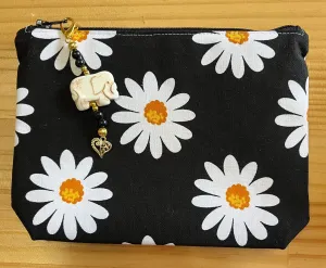 Large White Daisy  Pouch with boxed bottom - 19cm x 14cm with Zipper Charm