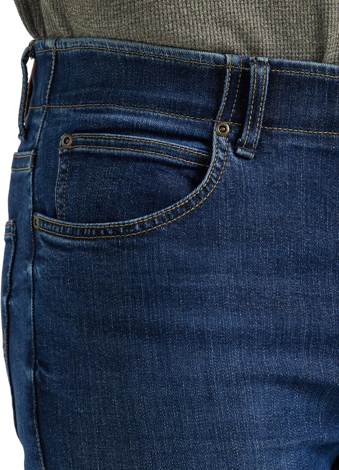Lee Men's Extreme Motion Regular Straight Jean