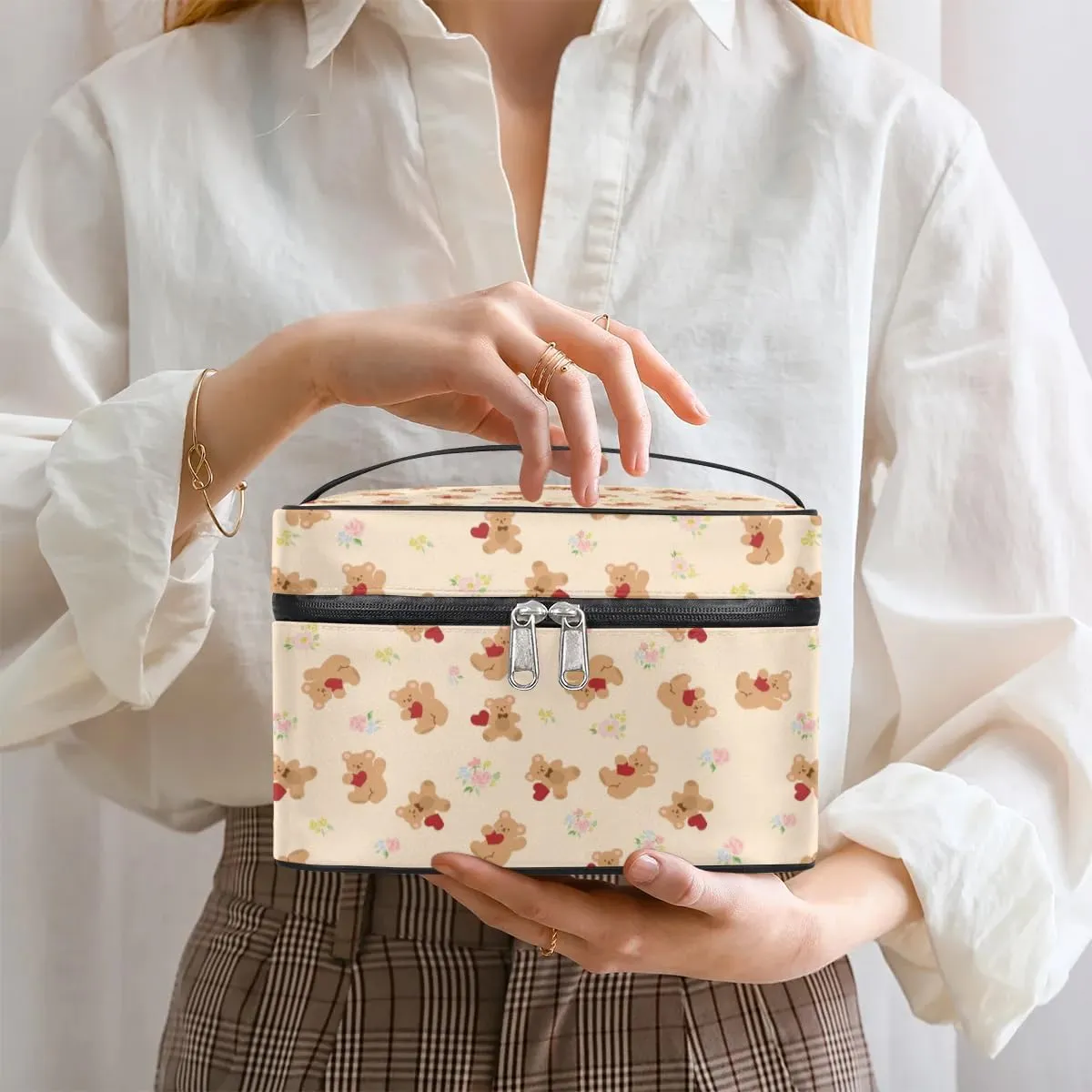 Makeup Bag,Cute Bear Flower Cosmetic Bags for Woman Girls,Portable Large Capacity Travel Makeup Case Organizer Cosmetic Case Travel Essential