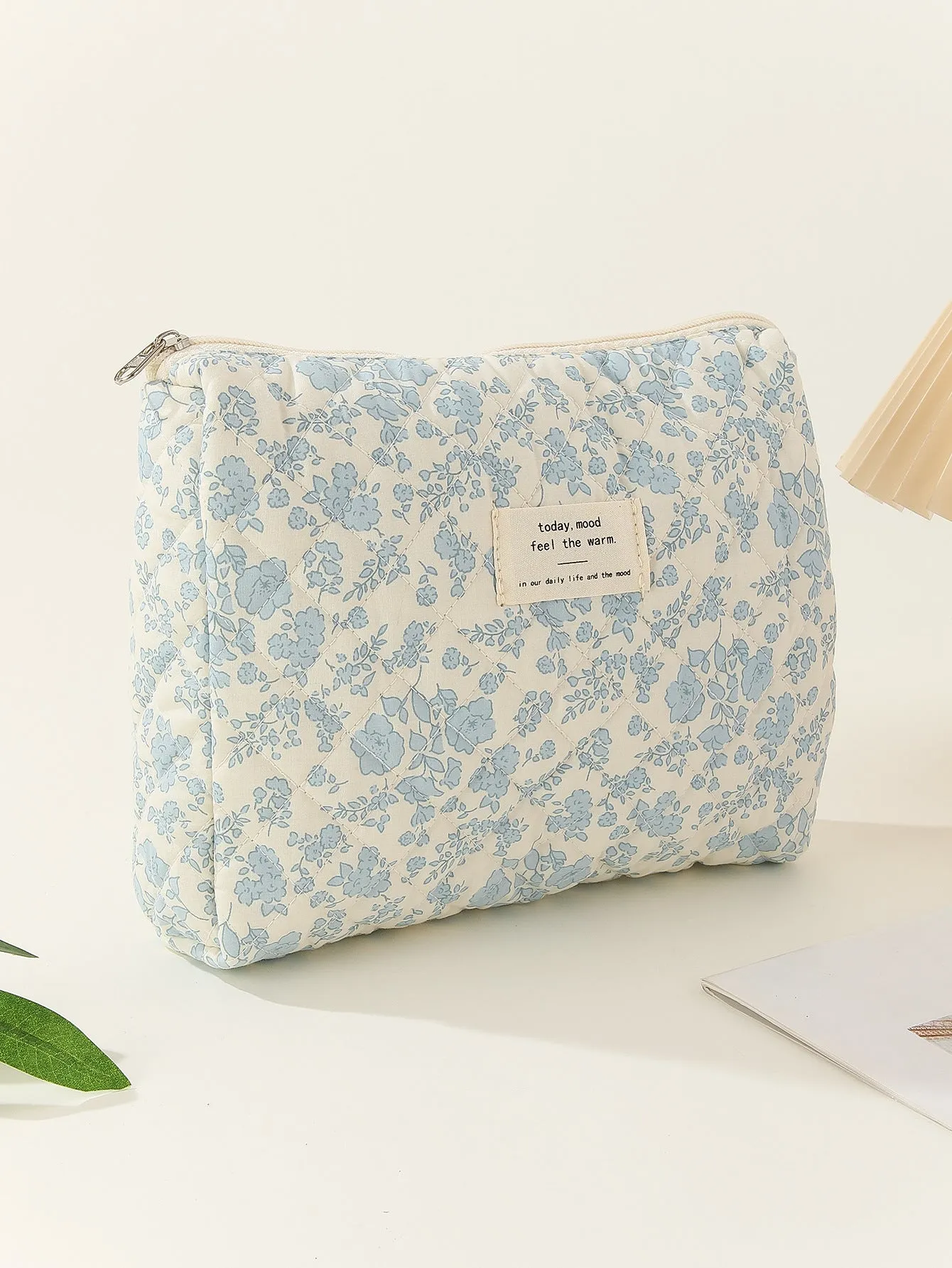 Midi Floral Print Quilted Make Up Bag DPB0118