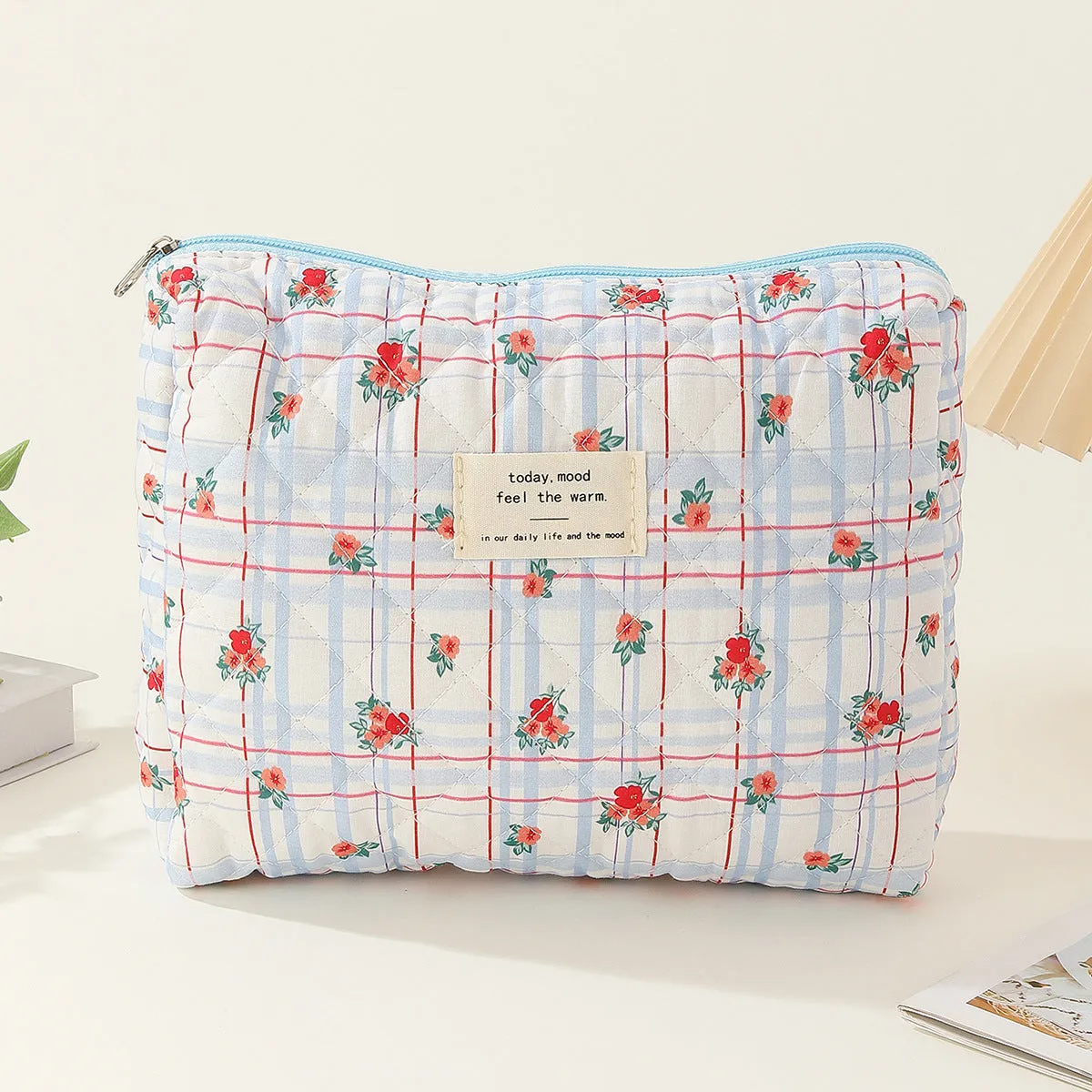 Midi Floral Print Quilted Make Up Bag DPB0118