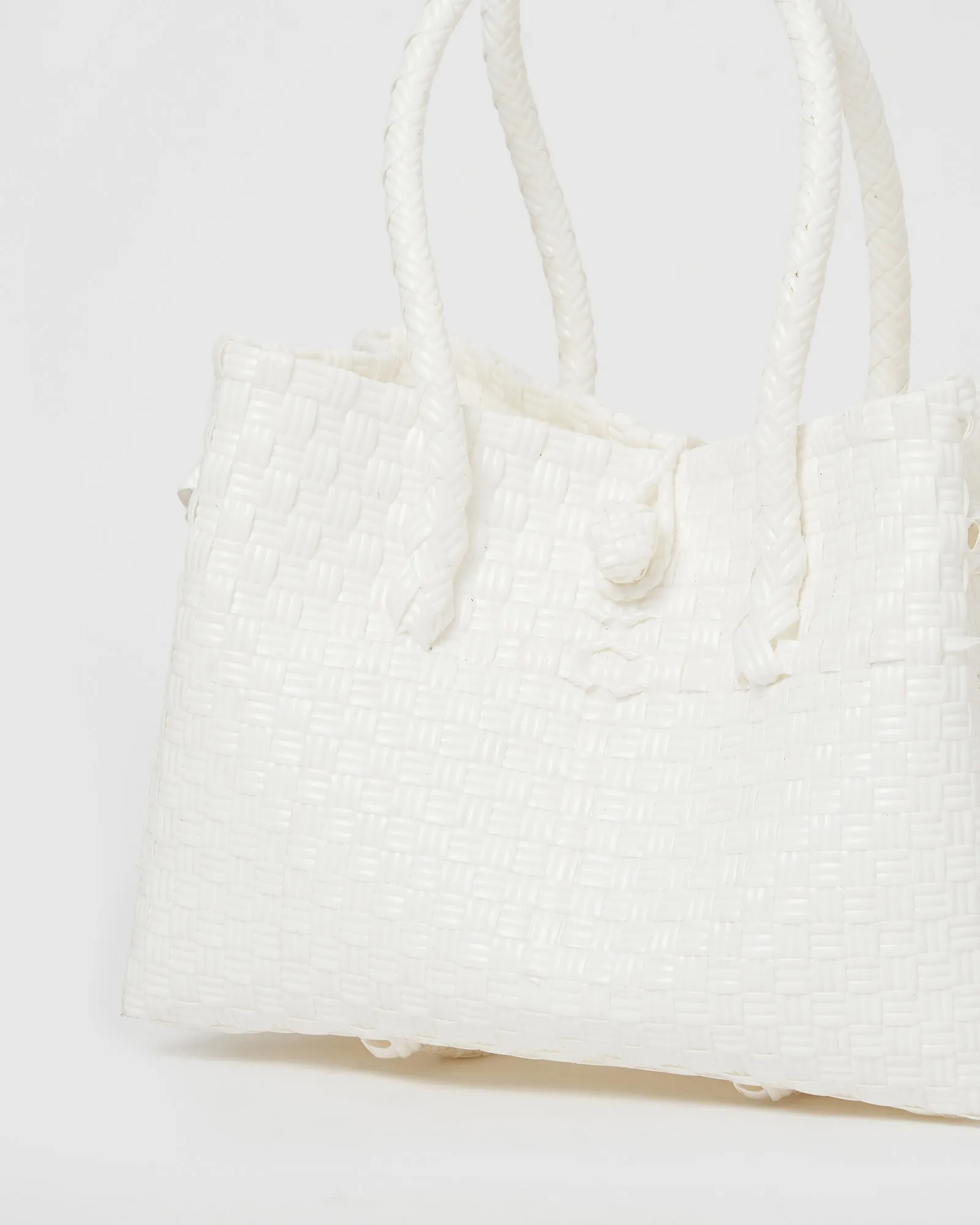 Miz Casa & Co Lola Bag White
