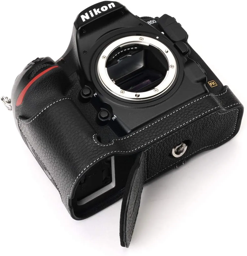 Nikon D850 Camera Case, BolinUS Handmade Genuine Real Leather Half Camera Case Bag Cover for Nikon D850 Camera Bottom Opening Version   Hand Strap (Black)