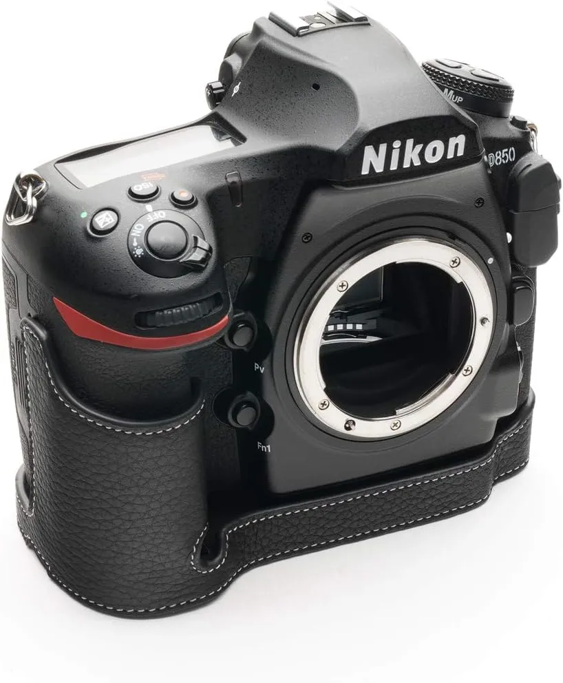 Nikon D850 Camera Case, BolinUS Handmade Genuine Real Leather Half Camera Case Bag Cover for Nikon D850 Camera Bottom Opening Version   Hand Strap (Black)