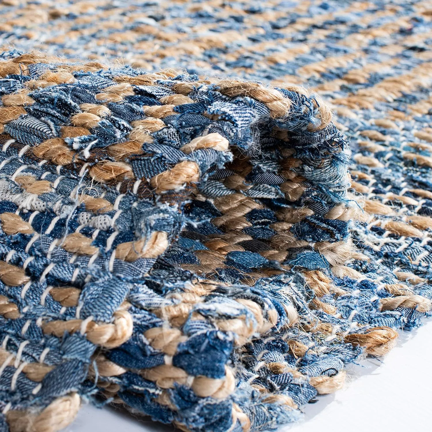 SAFAVIEH Cape Cod Collection Runner Rug - 2'3" x 8', Natural & Blue, Handmade Flat Weave Coastal Braided Jute, Ideal for High Traffic Areas in Living Room, Bedroom (CAP353A)