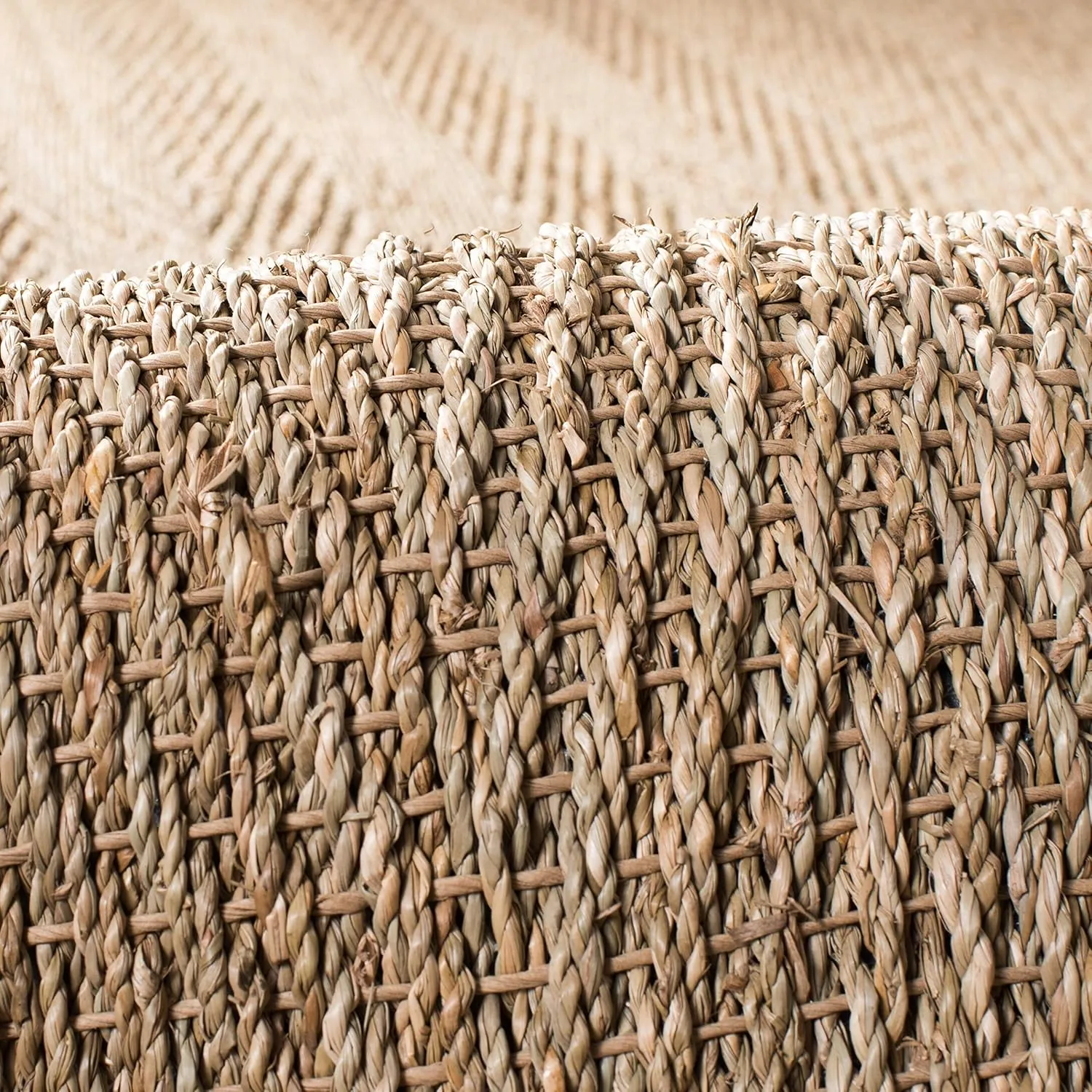SAFAVIEH Natural Fiber Collection Runner Rug - 2'6" x 6', Natural & Black, Border Herringbone Seagrass Design, Easy Care, Ideal for High Traffic Areas in Living Room, Bedroom (NF115C)