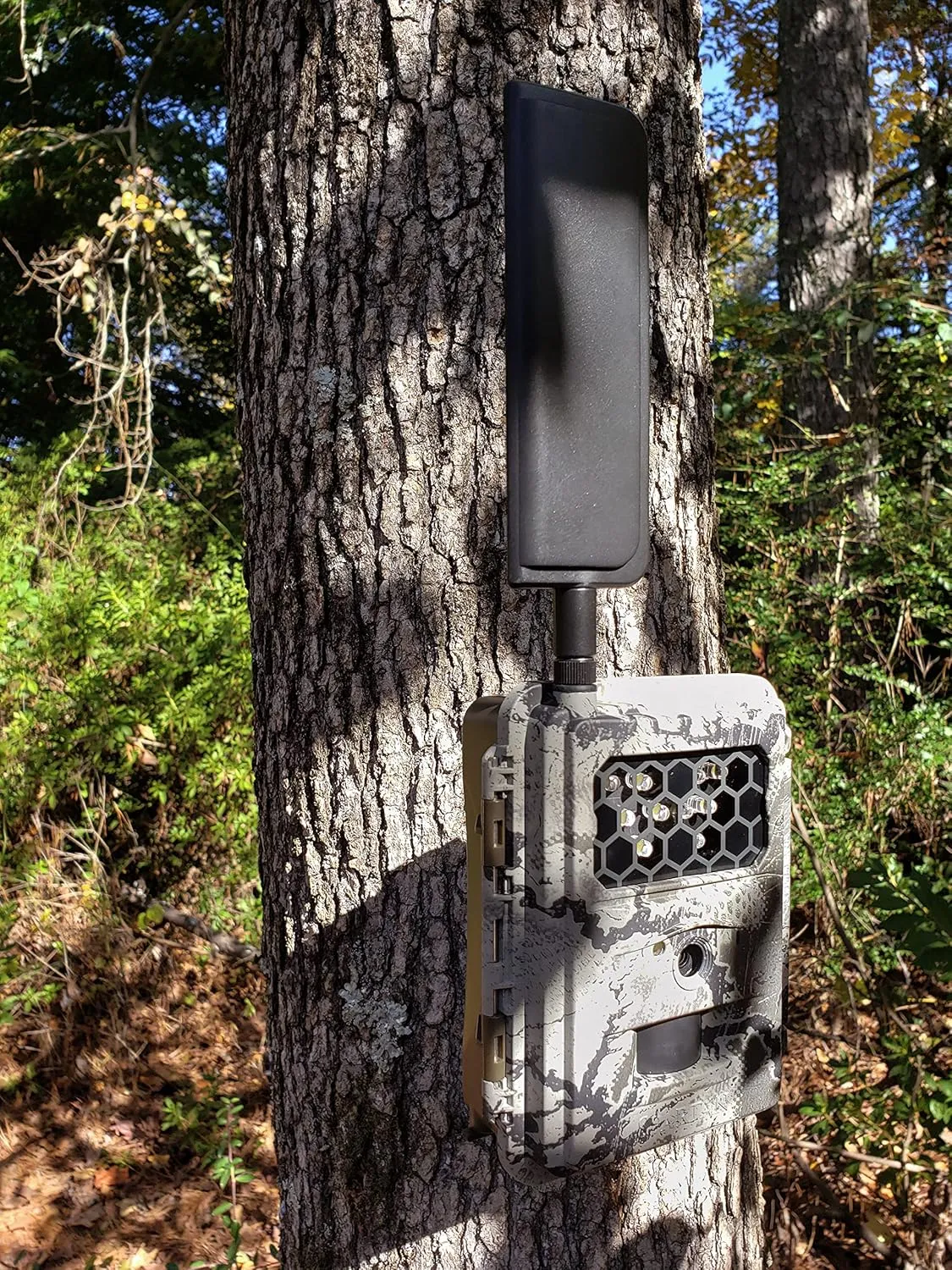 Spartan WhiteFlash 4G LTE Trail Camera,AT&T Certified,Hunting,Wildlife Monitoring,Ultra High-Res Day&Night Image&Video.Fast Detection,4-Month Battery Life.Fully Configurable via App,AreusCamo