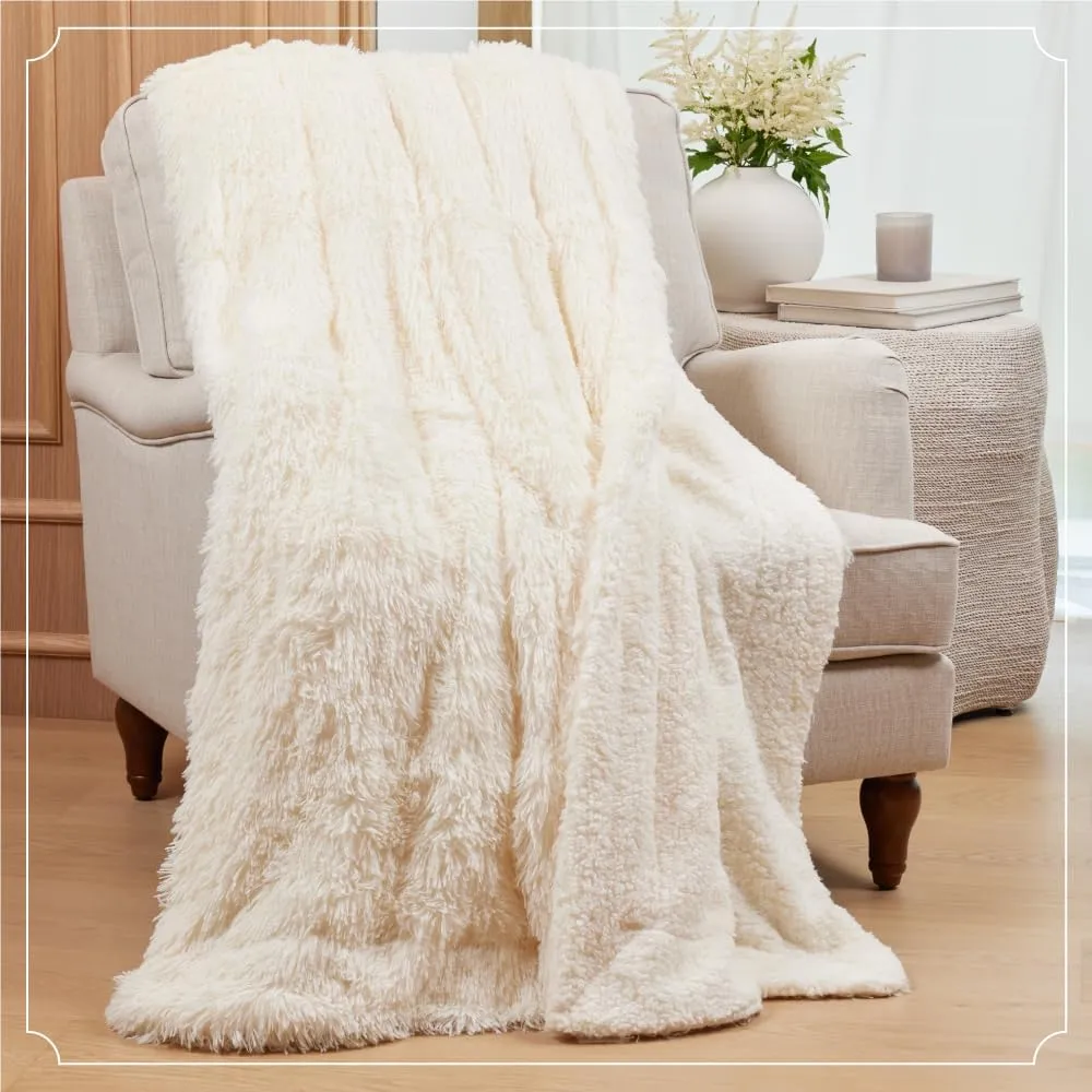 The Connecticut Home Co Throw Blanket Soft Fluffy Room Decor, Cozy Warm Throws for Bed, Couch, Gifts for Women, Bedroom Cute Aesthetic Blankets Shag and Sherpa, 65x50, Black