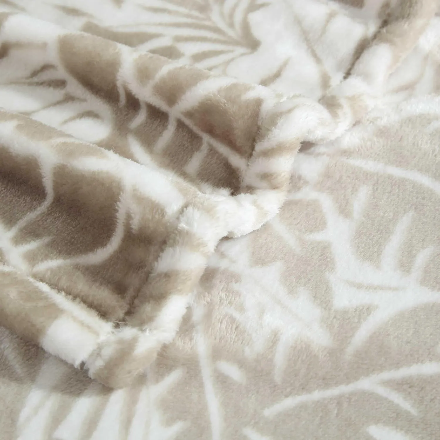 Tommy Bahama - King Blanket, Ultra Soft Plush Bedding, Island-Inspired Bedding Set, Oeko-Tex Certified (Costa Blanca Beige, King)
