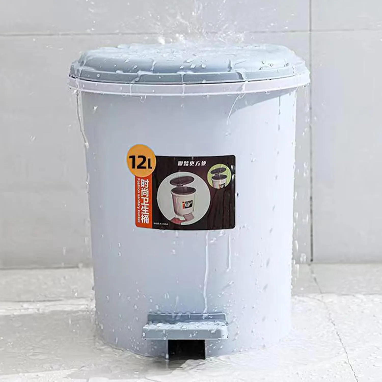 Trash Can, Foot Pedal Design Garbage Bin Multifunctional Large Capacity Compact Structure for Living Room (Grey)